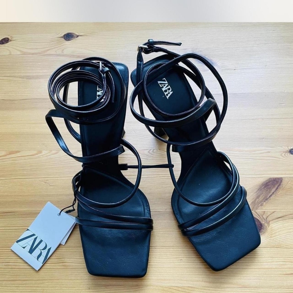 Zara Women's Black Sandals